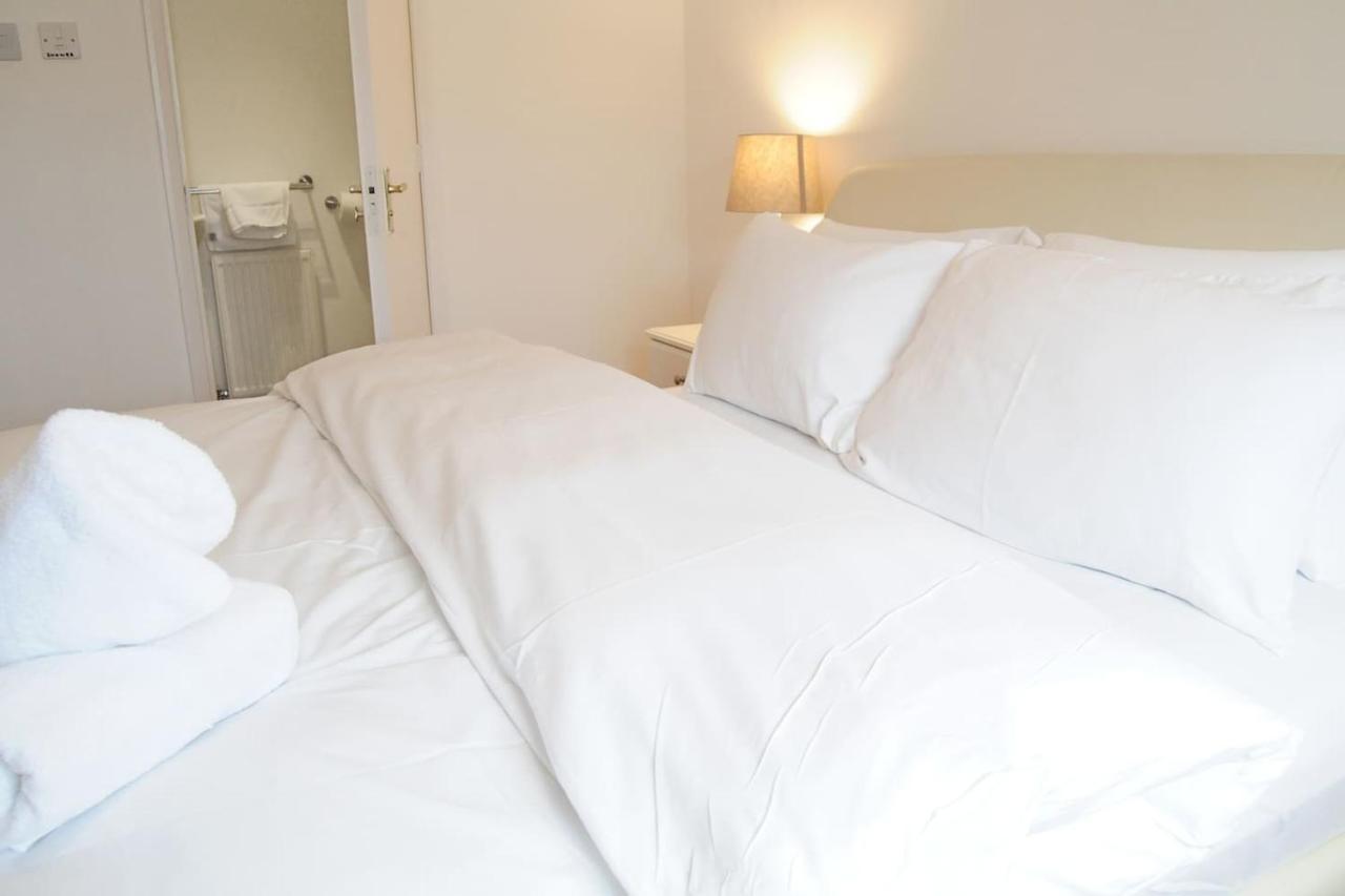 Peaceful And Quiet Apartment In A Bustling City Edimburgo Exterior foto